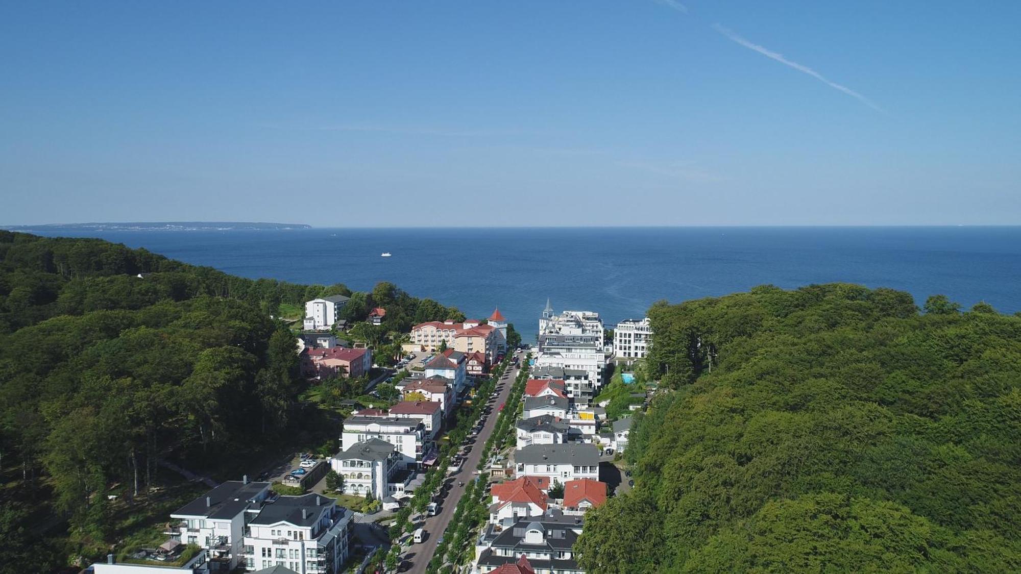 Haus Baltic 12 Mit Balkon - Zentrale Lage Im Ostseebad Sellin Extérieur photo